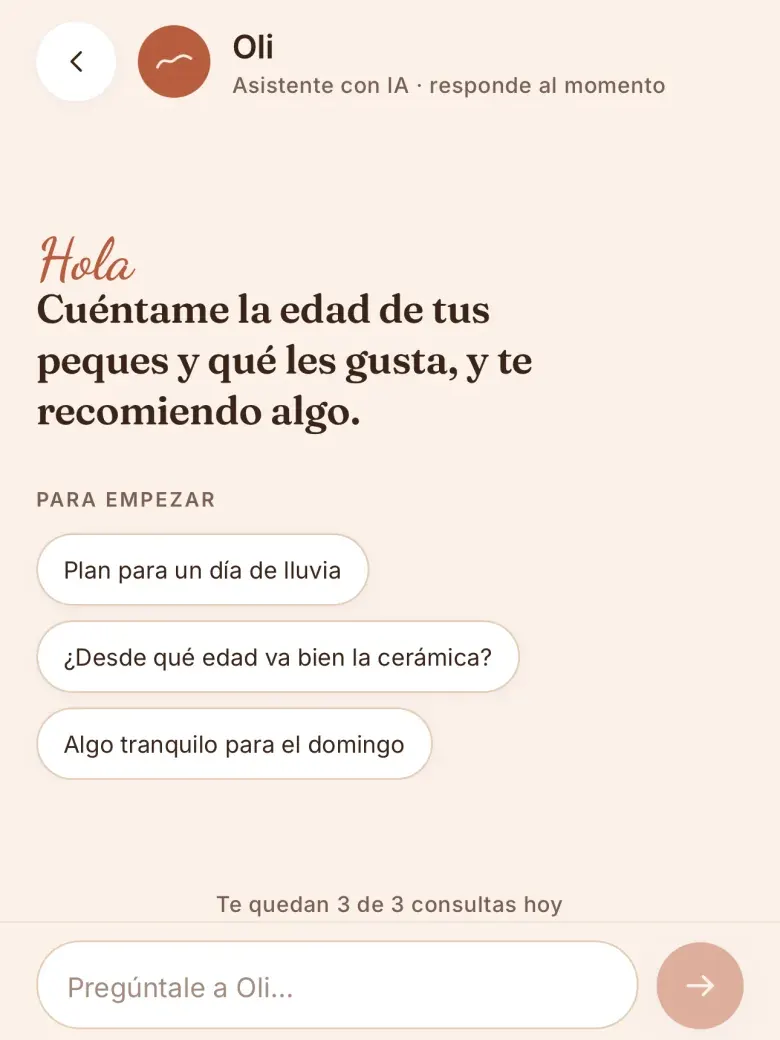 Pantalla de Oli, la asistente, con tres preguntas sugeridas y el aviso “Te quedan 3 de 3 consultas hoy”
